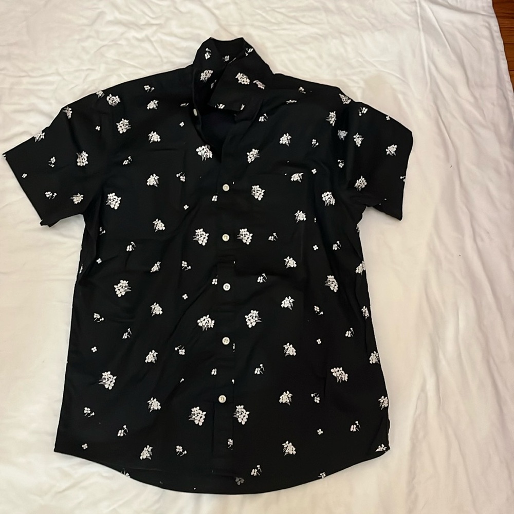 Gap Black Button Down Shirt Short Sleeve Floral Pattern Size Medium